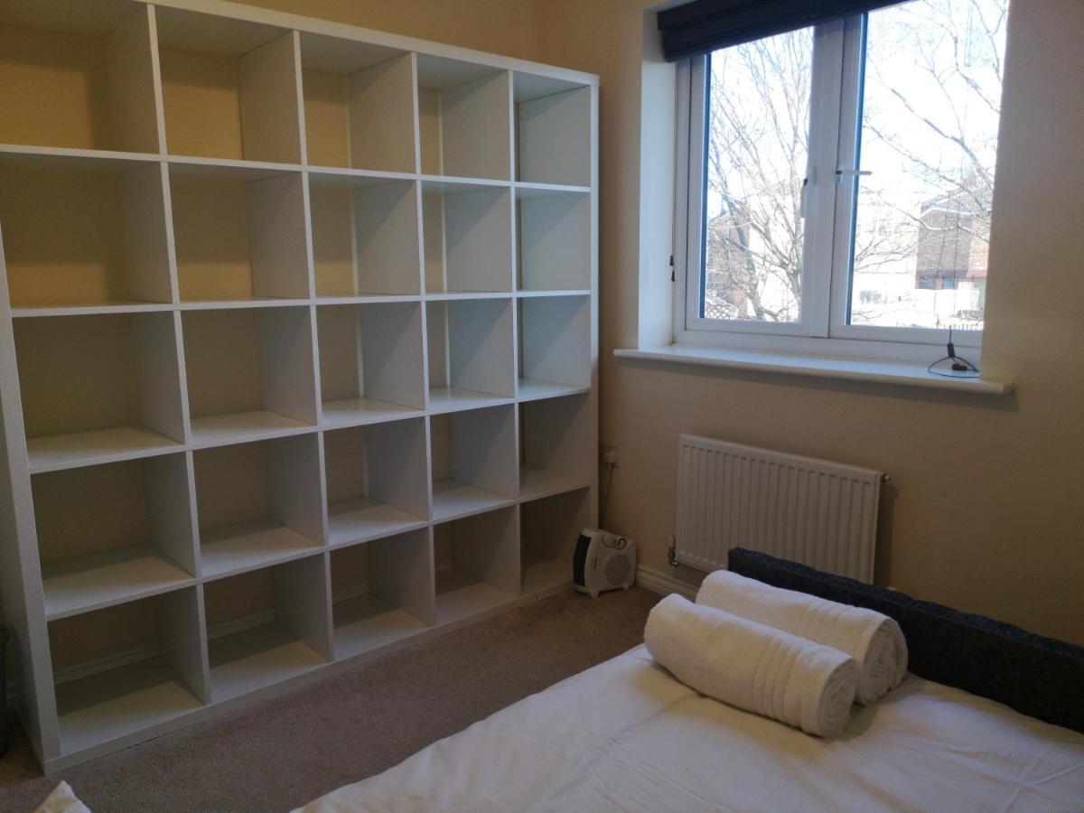 Nightingale Gardens - 4 Bed Detached House - Manchester Apartment ภายนอก รูปภาพ